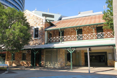 Victoria Hotel (the Vic), Darwin - Gold Coast Attractions 0