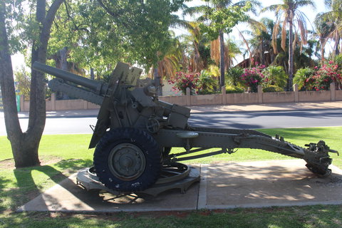 War Gun Trophy - Gold Coast Attractions 1