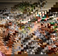 Uncork the Hunter Full Day Hunter Valley Winery Tour - Gold Coast Attractions