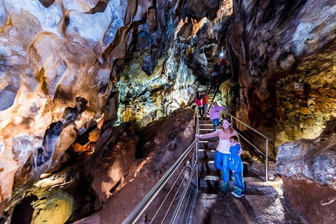Jenolan Caves: Chifley Cave Tour - Gold Coast Attractions 2