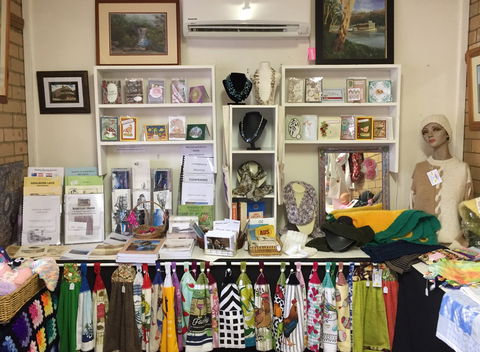 Mulwaree Arts Inc. - Gold Coast Attractions 0