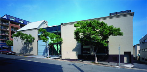 Philip Bacon Galleries - Gold Coast Attractions 0