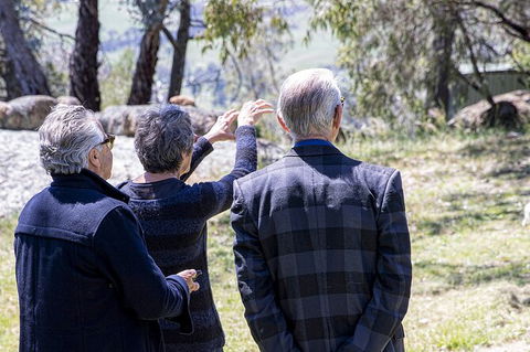Bathurst Wine Trail Full-Day Private Tour With Tastings - Gold Coast Attractions 1