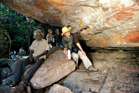 Arnhem Land Injalak Hill Full-Day Tour From Jabiru - Gold Coast Attractions 3