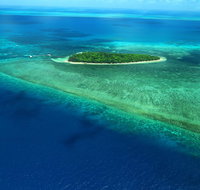 30-Minute Great Barrier Reef Scenic Flight from Cairns - Gold Coast Attractions