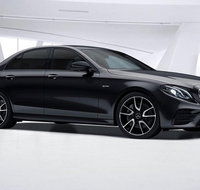 Gold Coast Airport Transfers  Airport OOL to Gold Coast City in Business Car - Gold Coast Attractions