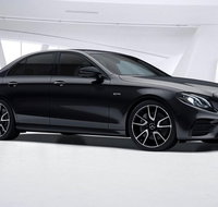 Gold Coast Airport Transfers  Gold Coast City to Airport OOL in Business Car - Gold Coast Attractions