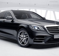 Gold Coast Airport Transfers  Airport OOL to Gold Coast City in Luxury Car - Gold Coast Attractions