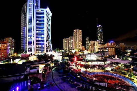 Gold Coast Airport Transfers : Gold Coast City To Airport OOL In Luxury Car - Gold Coast Attractions 1