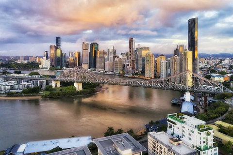 Brisbane Airport Transfers : Brisbane Airport BNE To Brisbane In Luxury Car - Gold Coast Attractions 4