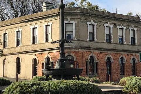 Alices Journeys Guided Walking Tours Of Daylesford - Gold Coast Attractions 0