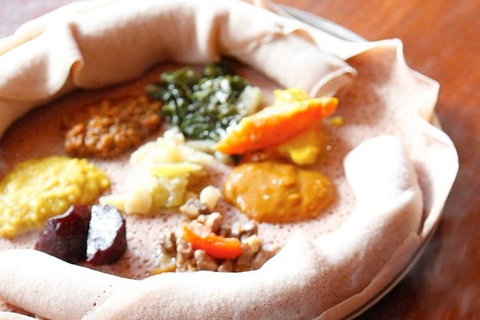 African Trails - Gold Coast Attractions 0