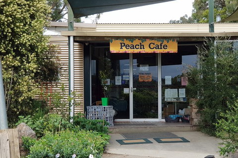 Yarra Valley Wineries And Rayners Orchard Tour From Melbourne - Gold Coast Attractions 12