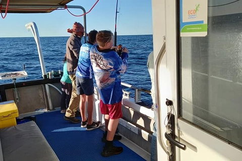 Geraldton Fishing Charter - Gold Coast Attractions 9
