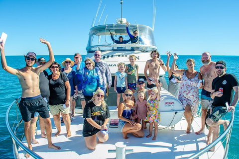 Full-Day Whale Sharks Swimming Experience On Ningaloo Reef - Gold Coast Attractions 16