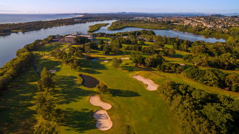Coolangatta Tweed Heads Golf Club - Gold Coast Attractions 0