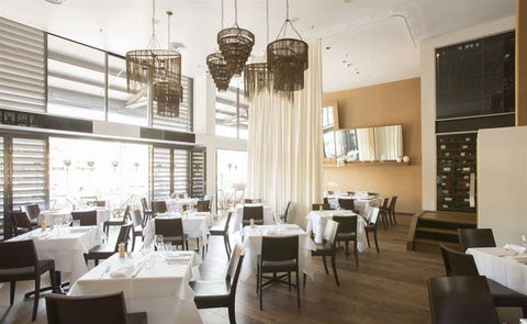 Manta Restaurant And Bar - Gold Coast Attractions 20