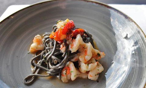 Manta Restaurant And Bar - Gold Coast Attractions 8