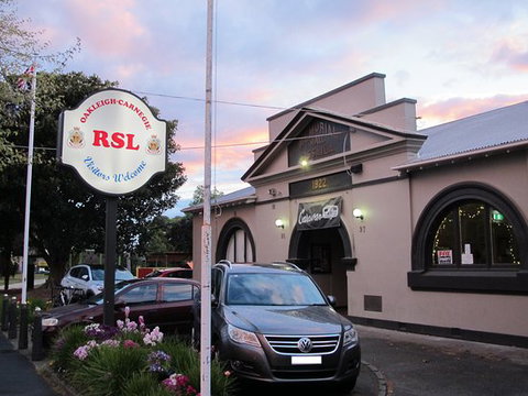 Oakleigh-Carnegie Rsl - Gold Coast Attractions 0