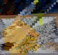 Oakleigh Fish  Chippery - Gold Coast Attractions