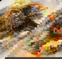 Lazy Moe's Caroline Springs - Gold Coast Attractions