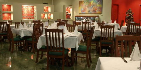 Arya Indian Restaurant - Gold Coast Attractions 0