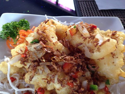 Crystal Grill Chinese Restaurant - Gold Coast Attractions 0