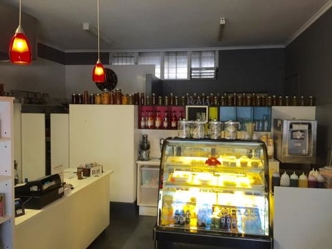 Evie's Cafe - Gold Coast Attractions 0