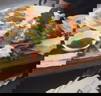 Flynn's Bistro - Gold Coast Attractions