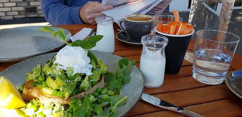 Mely & Me - Gold Coast Attractions 0