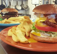 Morgans Bar and Grill - Gold Coast Attractions