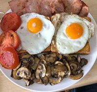 Yarragon Cafe - Gold Coast Attractions