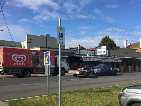 Pyrenees Pies - Gold Coast Attractions 0