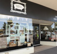 Snout in the Trough - Gold Coast Attractions