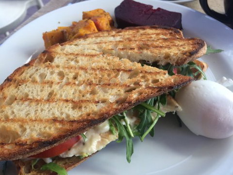 Albion Lane Cafe - Gold Coast Attractions 0