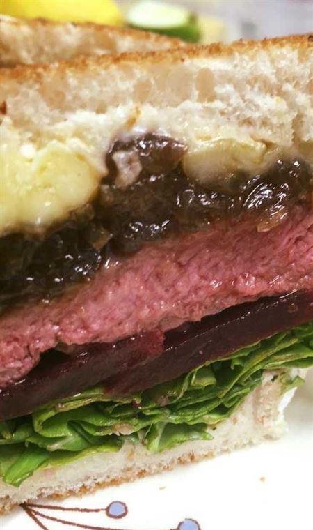 The Blue Poppy - Gold Coast Attractions 4