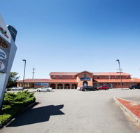 Golf View Hotel - Motel