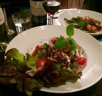 Leaf in Berry - Gold Coast Attractions