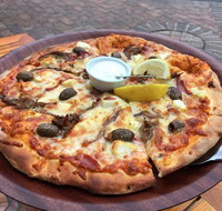 Salute Pizzeria  Restaurant