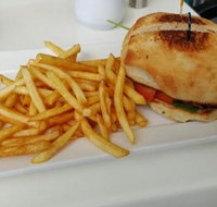 Vinnies Ristorante - Gold Coast Attractions