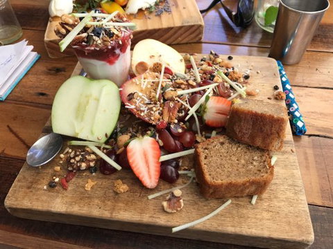 Bay Leaf Cafe - Gold Coast Attractions 0