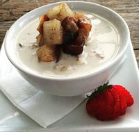 Pearl Beach Cafe - Gold Coast Attractions