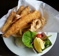 Commercial Hotel Bistro - Gold Coast Attractions