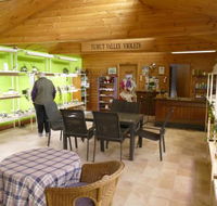 Tumut Valley Violets - Gold Coast Attractions