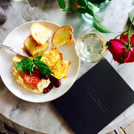 Vincent - Gold Coast Attractions 0