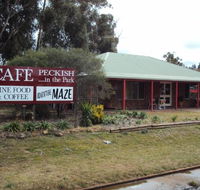 Cafe Peckish - Gold Coast Attractions