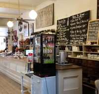 Finns Store - Gold Coast Attractions