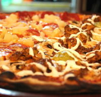 Heat Woodfired Pizza Bar - Gold Coast Attractions