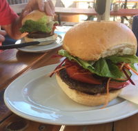 Mart's Cafe - Gold Coast Attractions