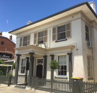 Montrose House on Riverbank - Gold Coast Attractions